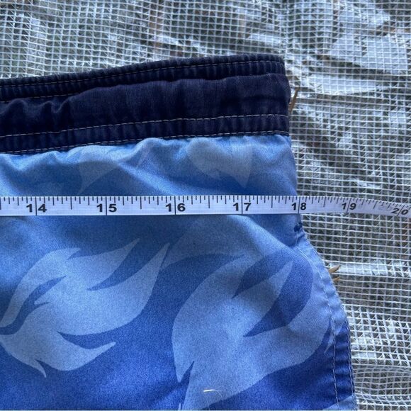 Men's Y2K Blue Board Shorts - Dragon & Floral Design Wrap Around Print SZ Small - Picture 3 of 7